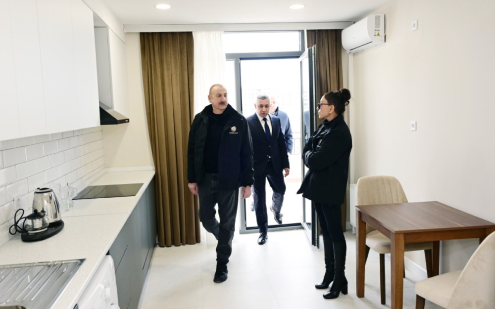 İlham Əliyevin Ballıca sakinləri ilə görüşü- FOTOLAR (YENİLƏNİB)